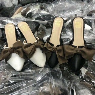 Giầy sục nơ, shop có đen và kem
