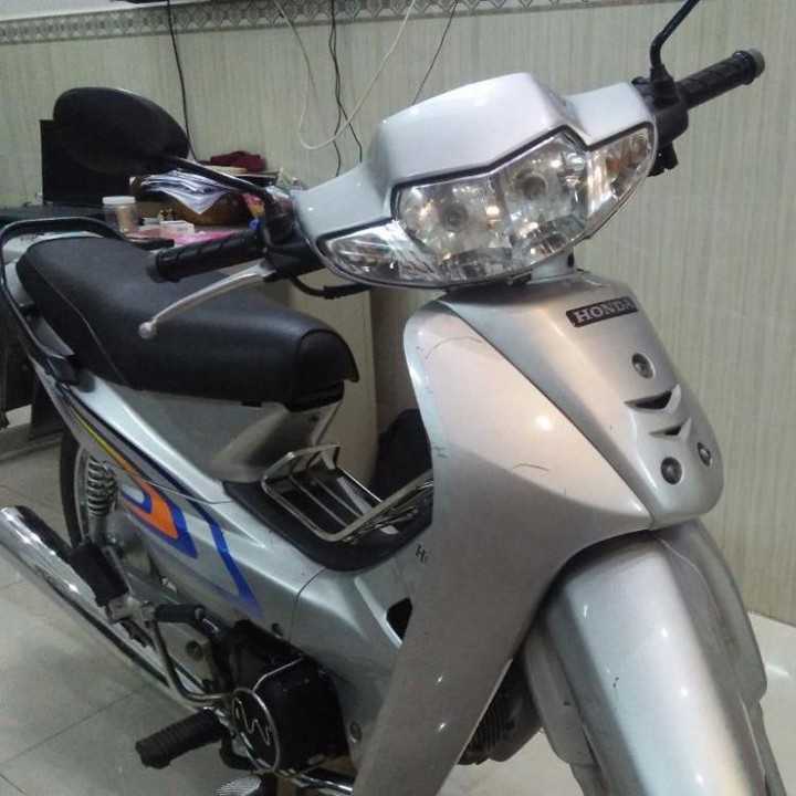 Dàn áo xe Wave Thái - ZX - đèn pha 2 mắt - Alpha đời từ 2002-2006 nhựa ABS nguyên sinh màu BẠC, tặng ngay bộ ốc