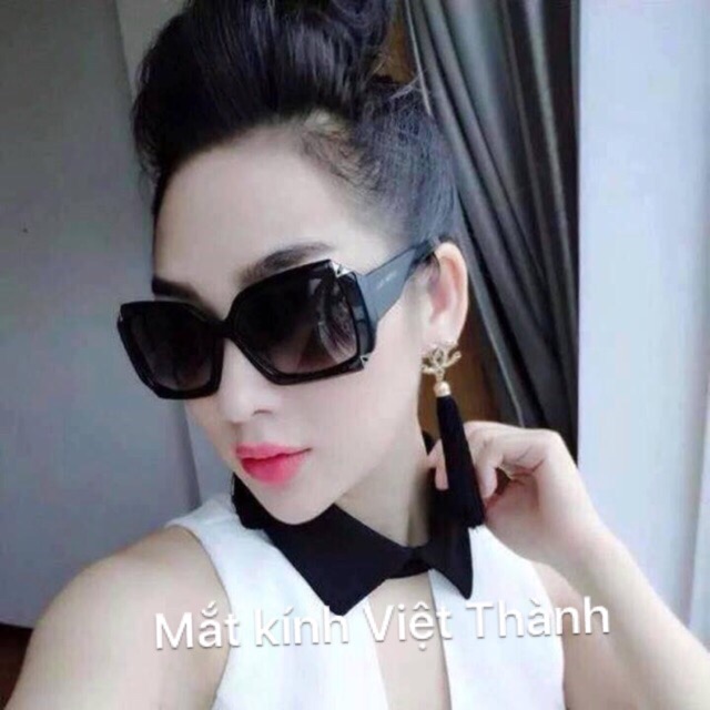 Kính chống UV siêu sang đầy đủ hộp hiệu như hình