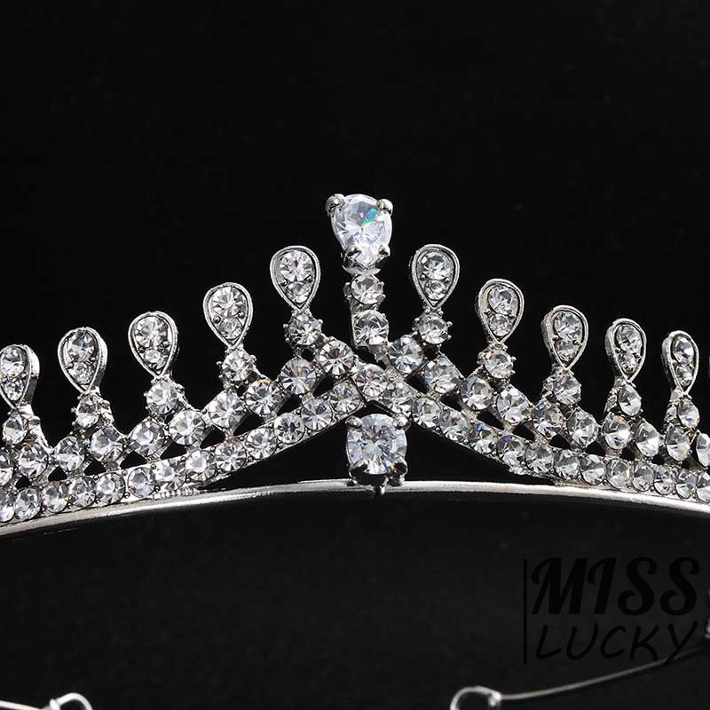 Vương miện đính đá phong cách Âu mỹ cho ngày cưới