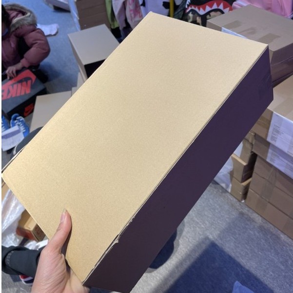 Hộp bảo vệ, box bảo vệ hộp giày thể thao, hộp bảo vệ chống móp nát kích thước 35cm x 25cm x 15cm - Yabi_boutique