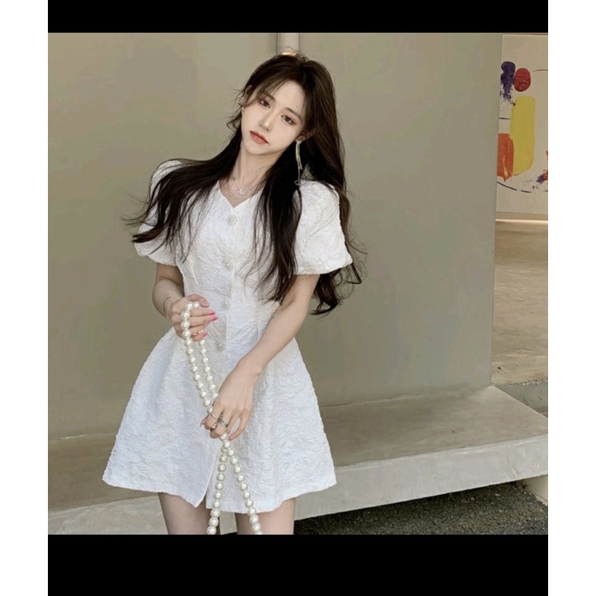 Váy tafta hở lưng phối nút VJ002