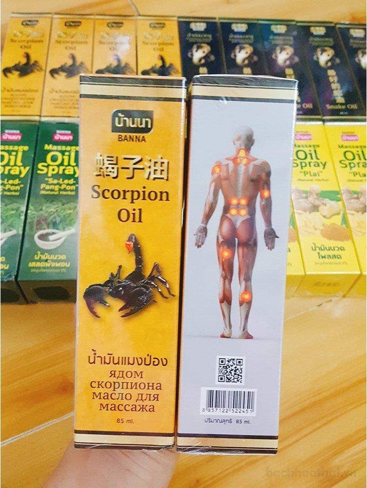 Dầu xịt xoa bóp nọc bò çạp Banna Scorpion Oil (Thái Lan)