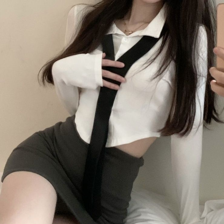 Jiashucheng Set Áo Thun Dài Tay Và Chân Váy Phong Cách Mới Cho Nữ