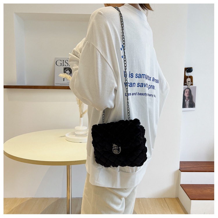 Túi đeo chéo IELGY phủ vải lông thời trang đơn giản dành cho nữ