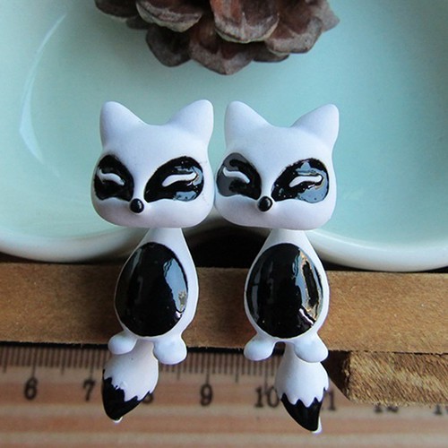 Hoa tai hoạ tiết hoạt hình in 3D cho nữ