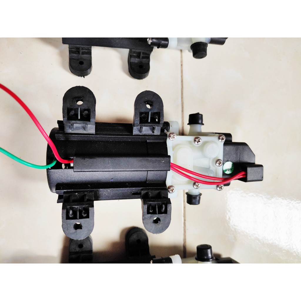 Máy bơm tăng áp mini 12V 72Woát Suka áp lực cao, máy bơm nước mini 72W Suka