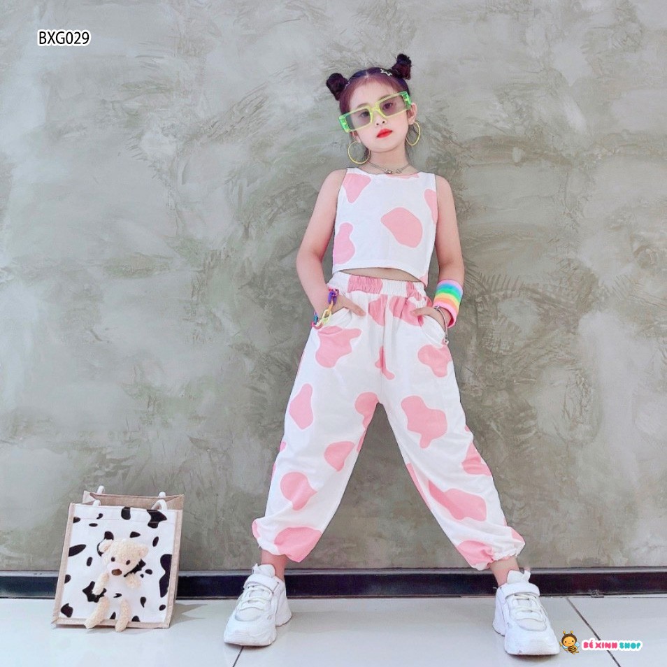 Bộ bé gái bò sữa áo croptop quần jogger thể thao dễ thương cho bé gái 2,3,4,5,6,7,8,9,10,11,12,13,14,15,16 tuổi