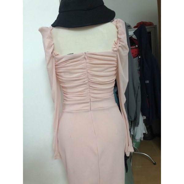 Đầm body nhún ngực haute monde màu hồng xanh đen vnxk