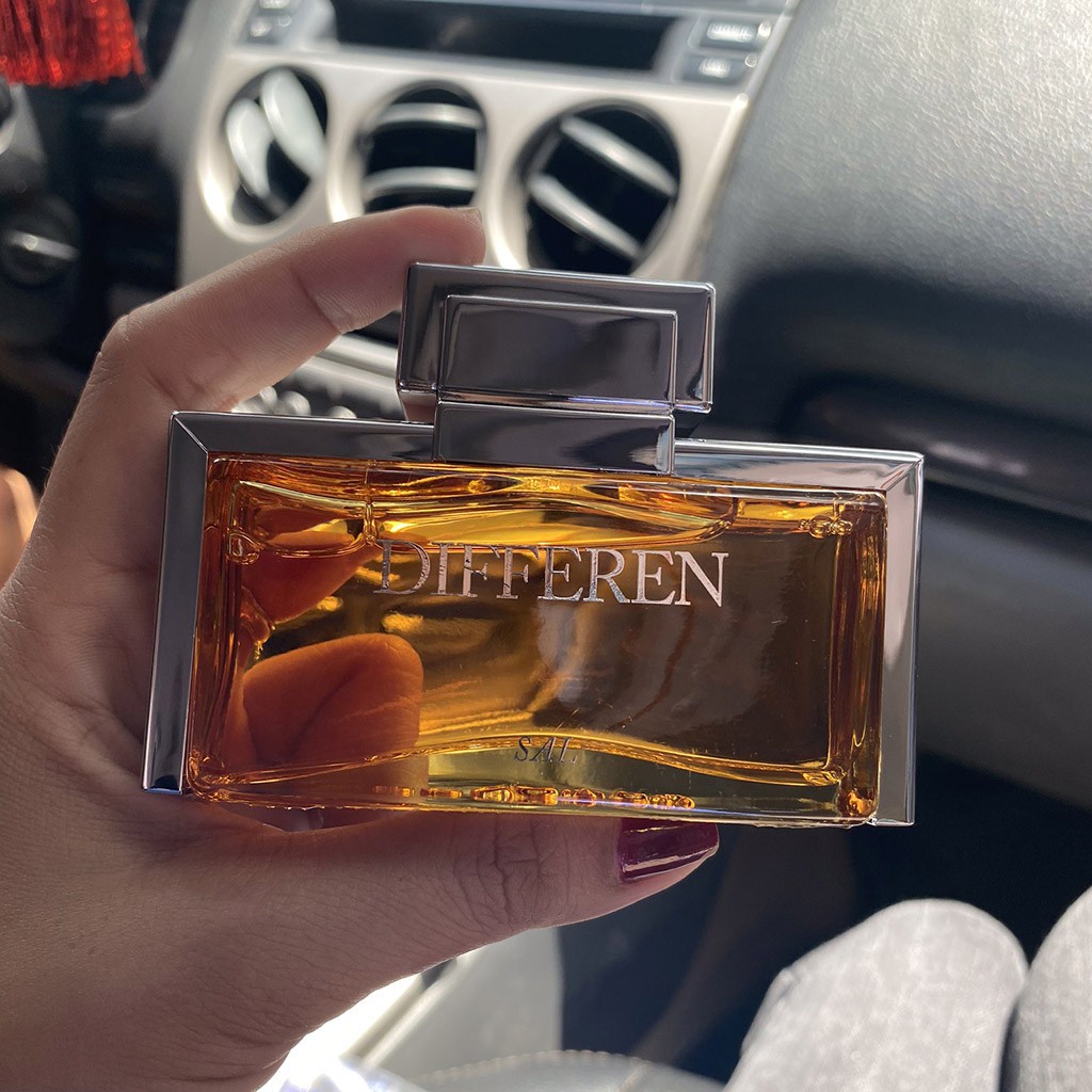 Nước hoa ô tô hương thơm cao cấp kẹp cửa gió điều hòa Khử Mùi xe hơi DIFFEREN Chính Hãng Nhập Khẩu