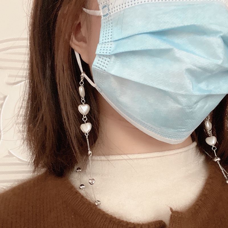 Dây đeo mắt kính hình trái tim đính ngọc trai xinh xắn