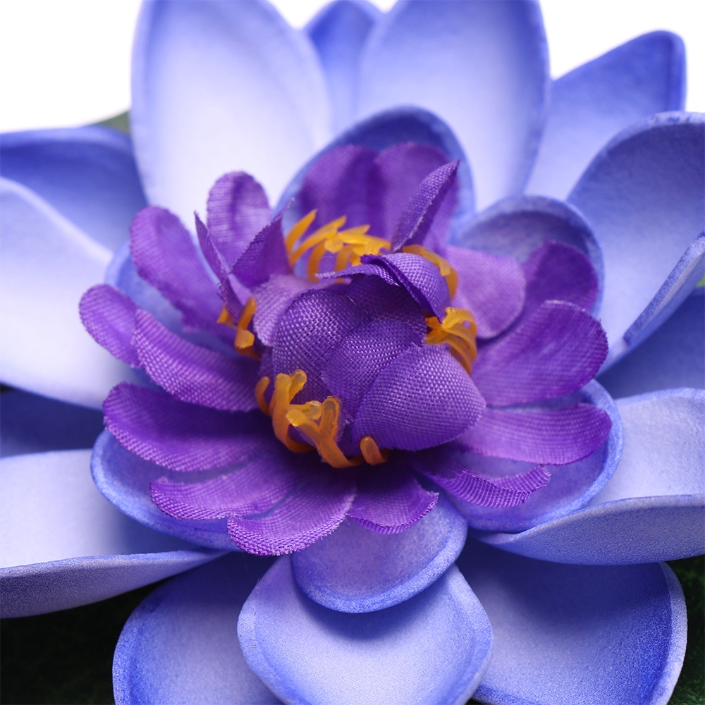 Hoa sen và lá xanh nhân tạo bằng xốp nổi được trên mặt nước kích thước 10cm dùng để trang trí nhà cửa