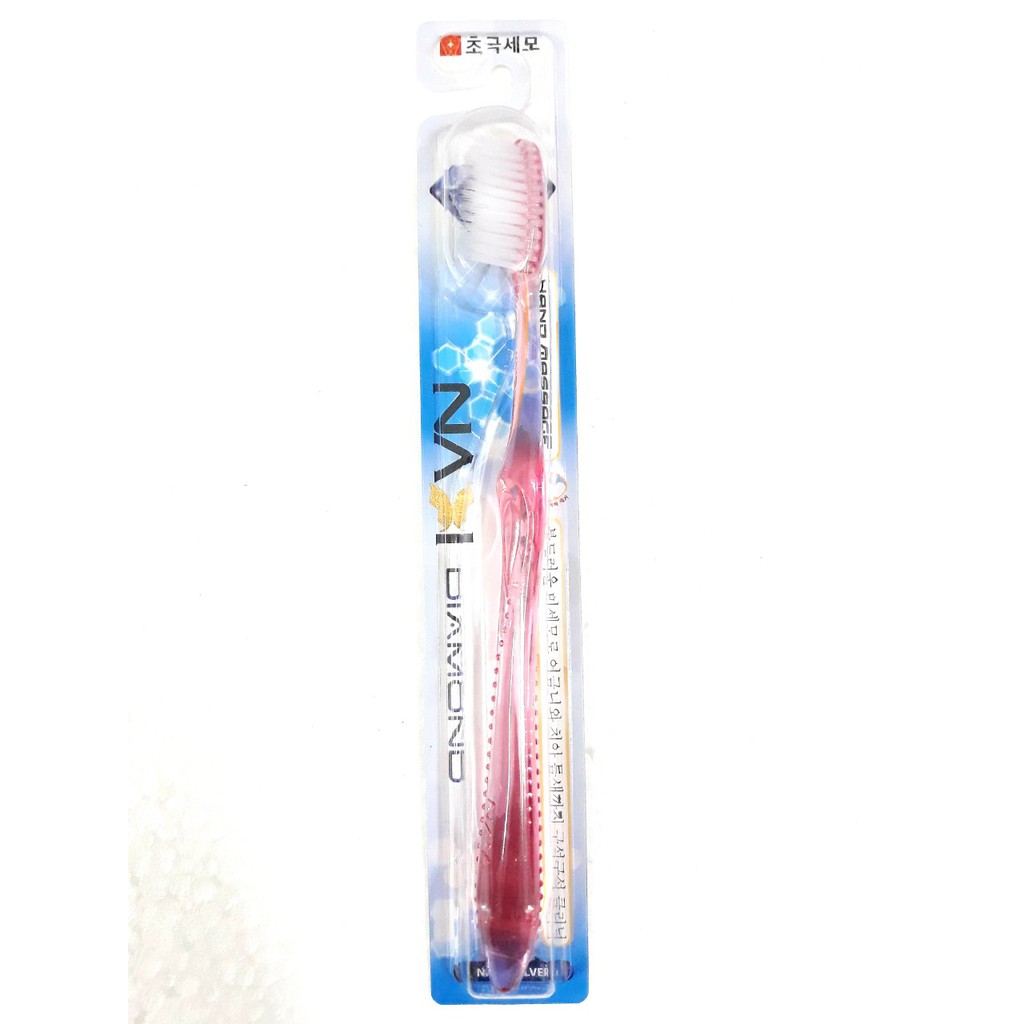 1 Cây Bàn Chải Đánh Răng Navi Diamond BCKC02 (Giao màu ngẫu nhiên)
