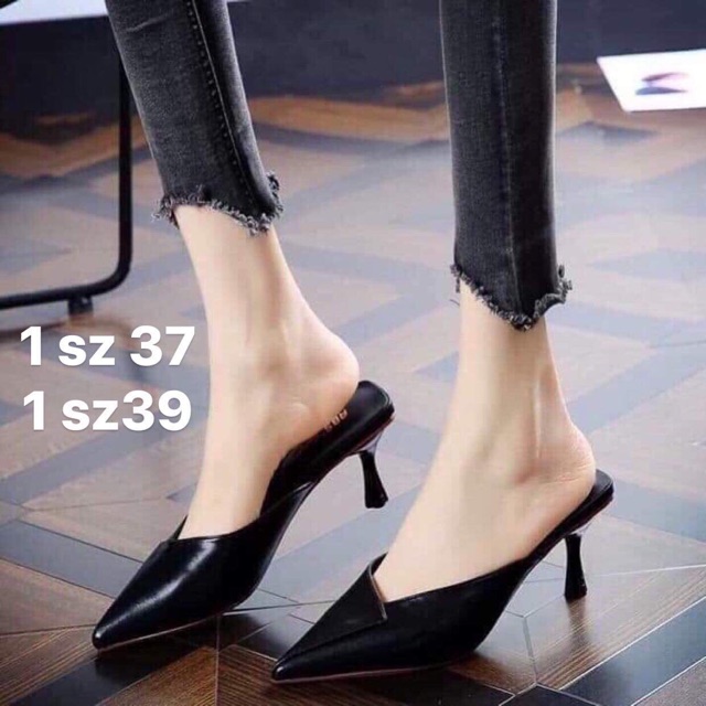Combo guốc + áo len