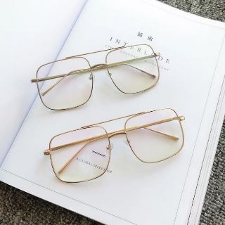 Kính giả cận gọng vuông