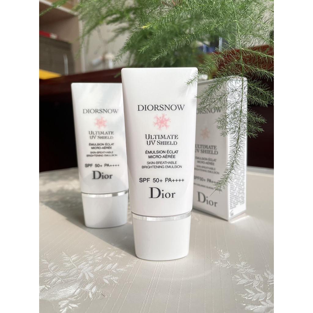 Dior Kem Chống Nắng (KCN) Trắng Da DIORSNOW ULTIMATE UV SHIELD SPF 50+ PA ++++ Dior 30ml