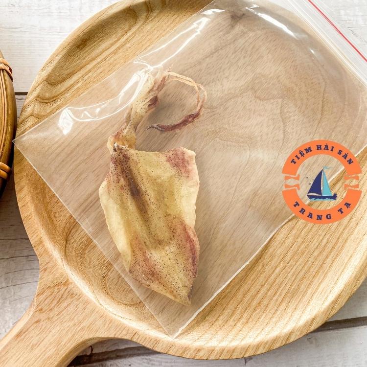 [1 Con] Mực Khô Câu Mini Như Hình 🍀 FREESHIP 🍀 Mực Khô Phơi Nắng Biển Dày Mình, Ngọt Thịt Chuẩn Loại Ngon | BigBuy360 - bigbuy360.vn