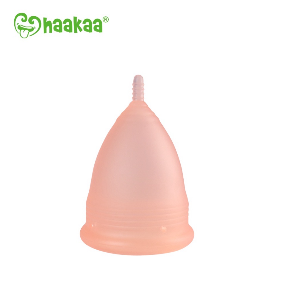 Cốc nguyệt san thân ngắn Flowcup Haakaa. Chất liệu silicone cao cấp, an toàn. Không chứa BPA, PVC và phthalate
