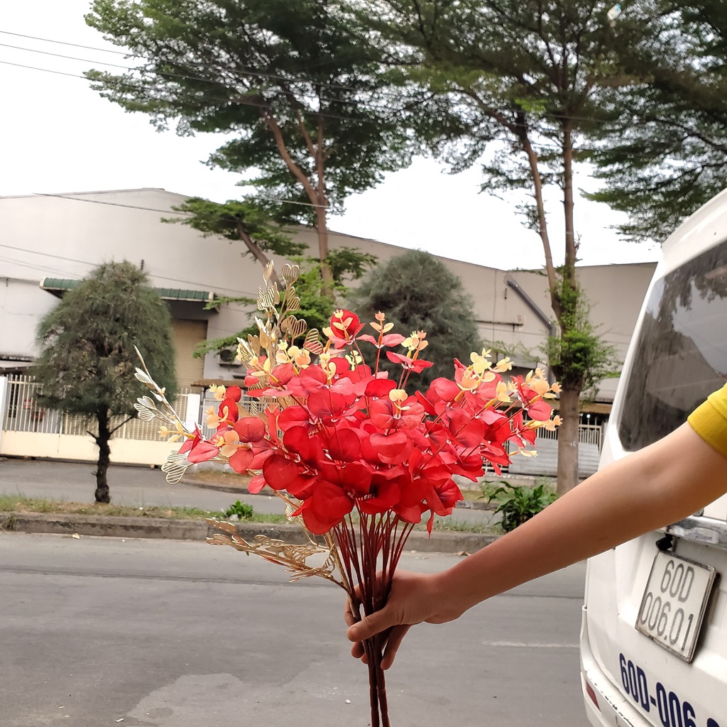 Set lá táo đỏ và cành lá vàng trang trí tết TÀI LỘC