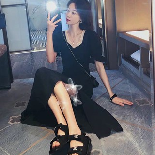 Váy Đen Cổ Ren
