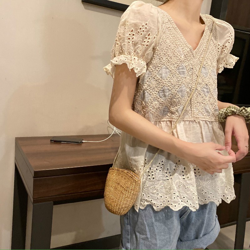 Áo kiểu dễ thương