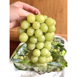 Nho xanh mỹ autumn crisp