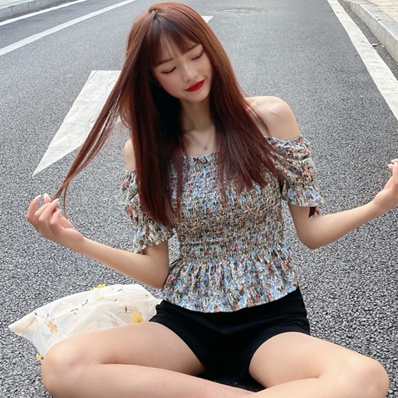 Áo Kiểu Trễ Vai Tay Ngắn Hoạ Tiết Hoa Phong Cách Hàn Quốc