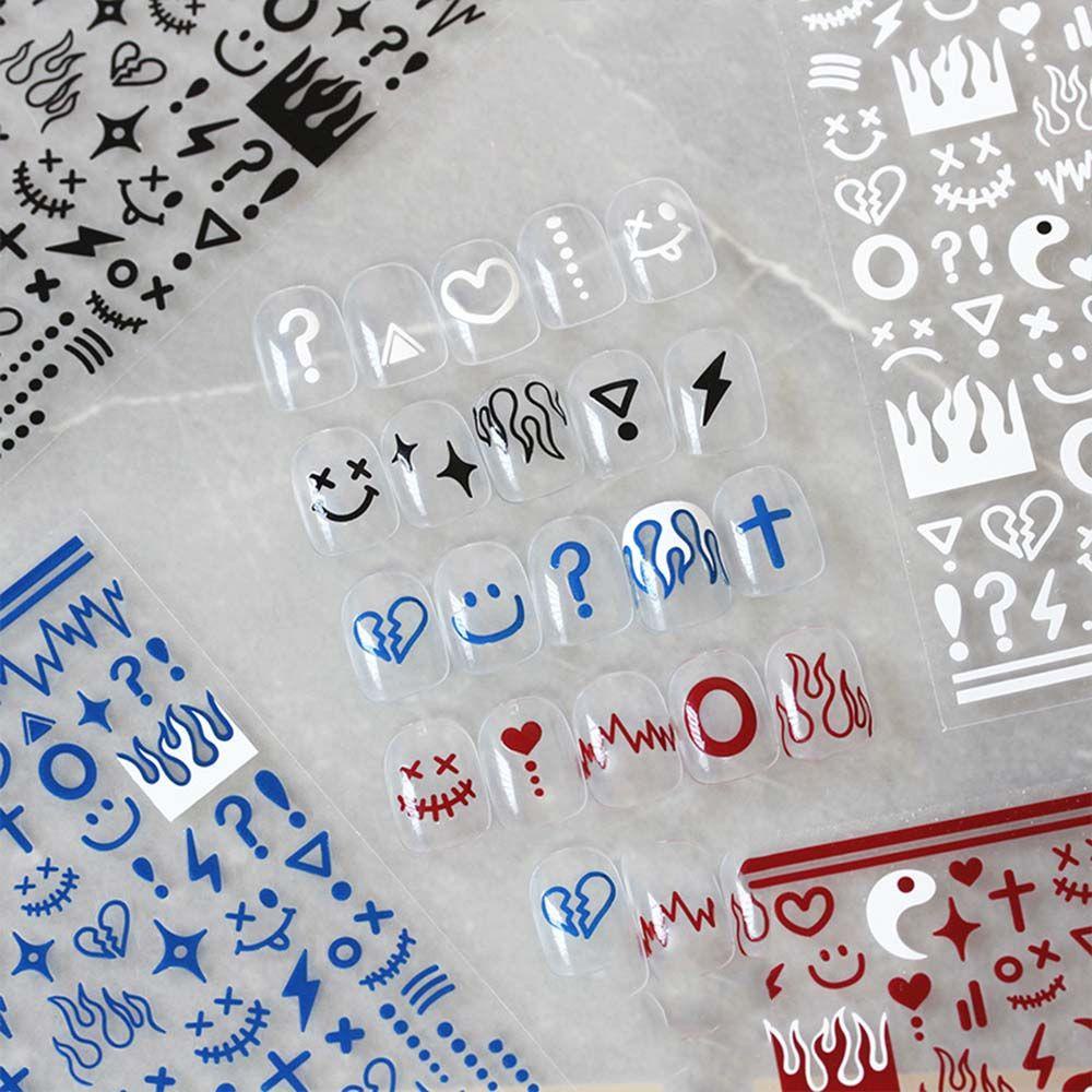 Miếng Dán Trang Trí Móng Tay Hình Trái Tim Mặt Cười Thời Trang