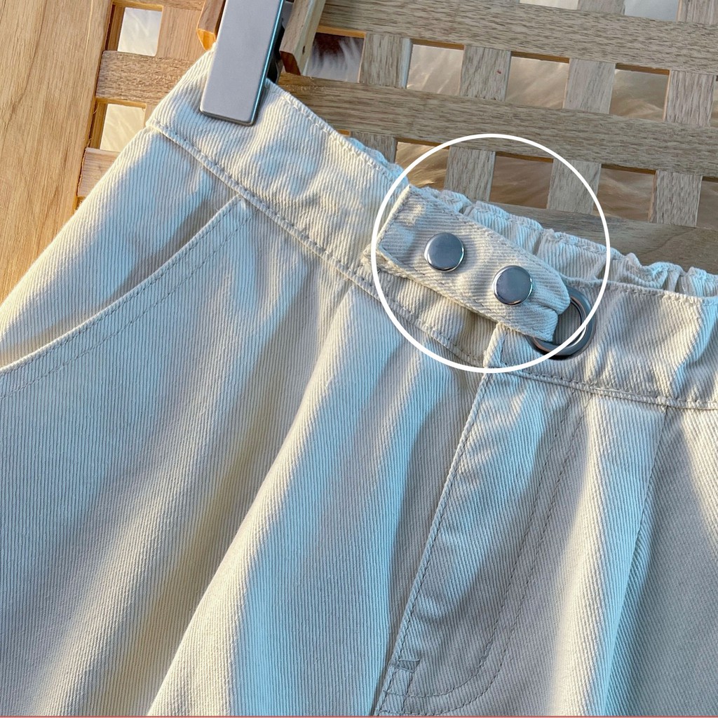 LEEVA - Short jeans trơn phối nút gài cách điệu S025