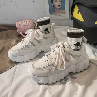 Giày Sneaker đế răng cưa mới