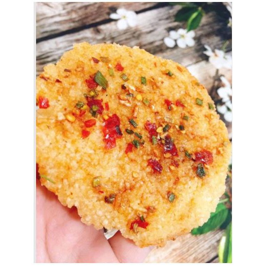 Combo 03 miếng x 90gr Cơm cháy giòn dẻo chiên mắm hành ớt, bao ngon. (Date: 06 tháng) | BigBuy360 - bigbuy360.vn