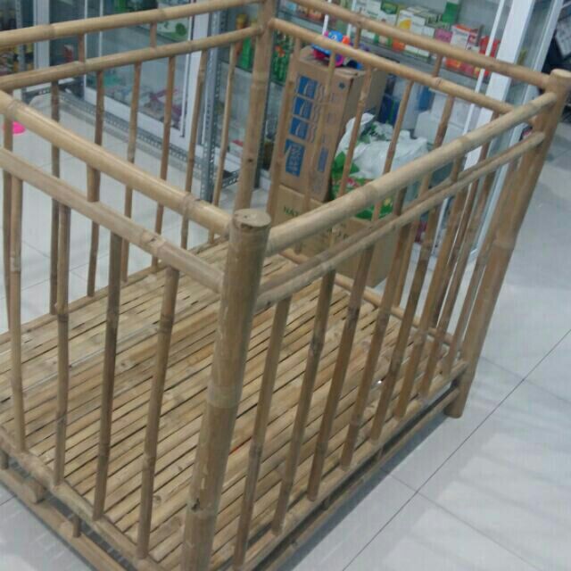 Cũi tre cho bé