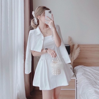 Set đồ nữ gồm áo croptop kèm váy hai dây dáng dài qua gối màu trắng phong cách gợi cảm trẻ trung Hottrend 4November
