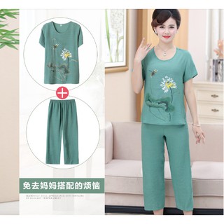Bộ quần áo mặc nhà cho phụ nữ trung niên