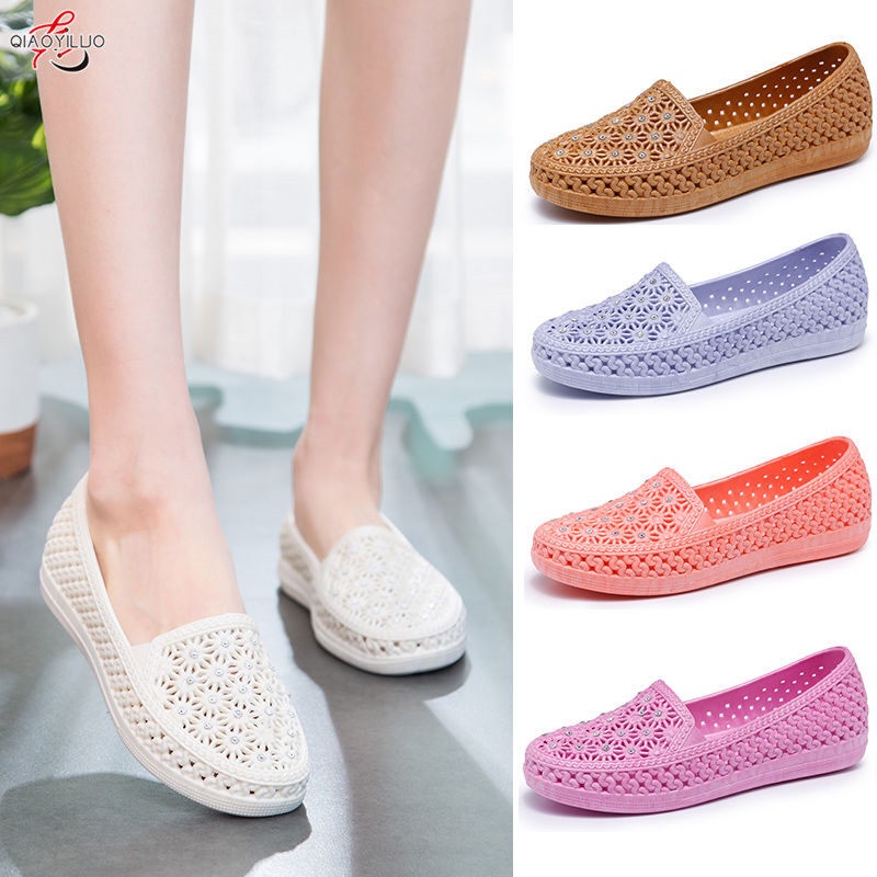Xăng đan Đế Mềm Thoáng Khí Dành Cho Nữ