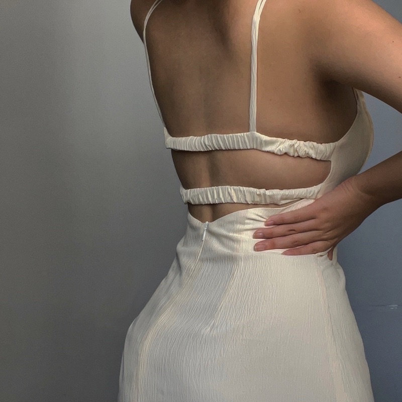 Shella Dress | Đầm vỏ sò cúp ngực, khoét lưng