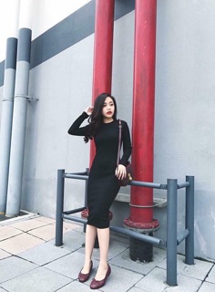 Váy uni cổ tròn