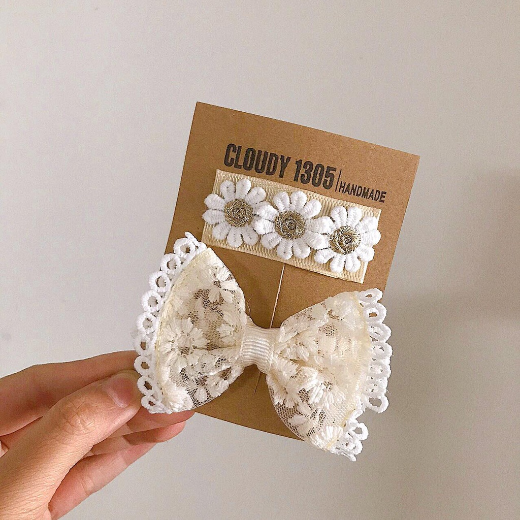 Set kẹp nơ và hoa cúc