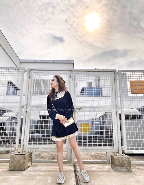 Váy nhung phối ren Quảng Châu