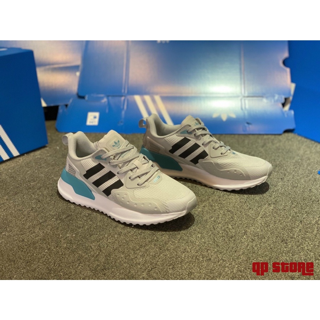 Giày Thể Thao Adidas XPLR