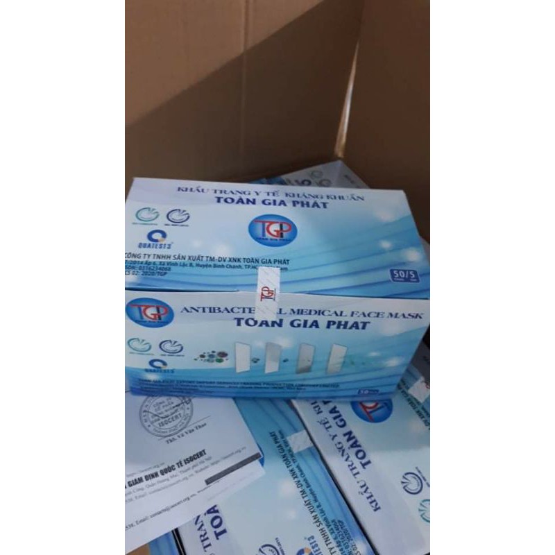 khẩu trang cao cấp 4 lớp Toàn Gia Phát hộp 50 cái