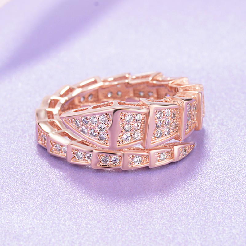 Nhẫn Hở Hình Rắn Đính Đá Zircon 3A Bằng Thép Titan Phong Cách Âu Mỹ Sang Trọng Dễ Phối Đồ