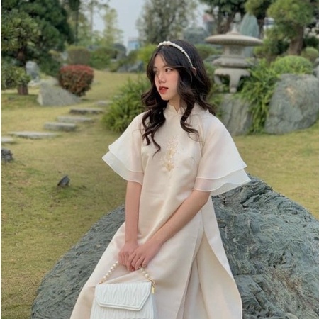 Áo Dài , Áo Cách Tân Thêu Cành Đào  Tròn Cho Các Nàng Yêu Thích , Mã A25