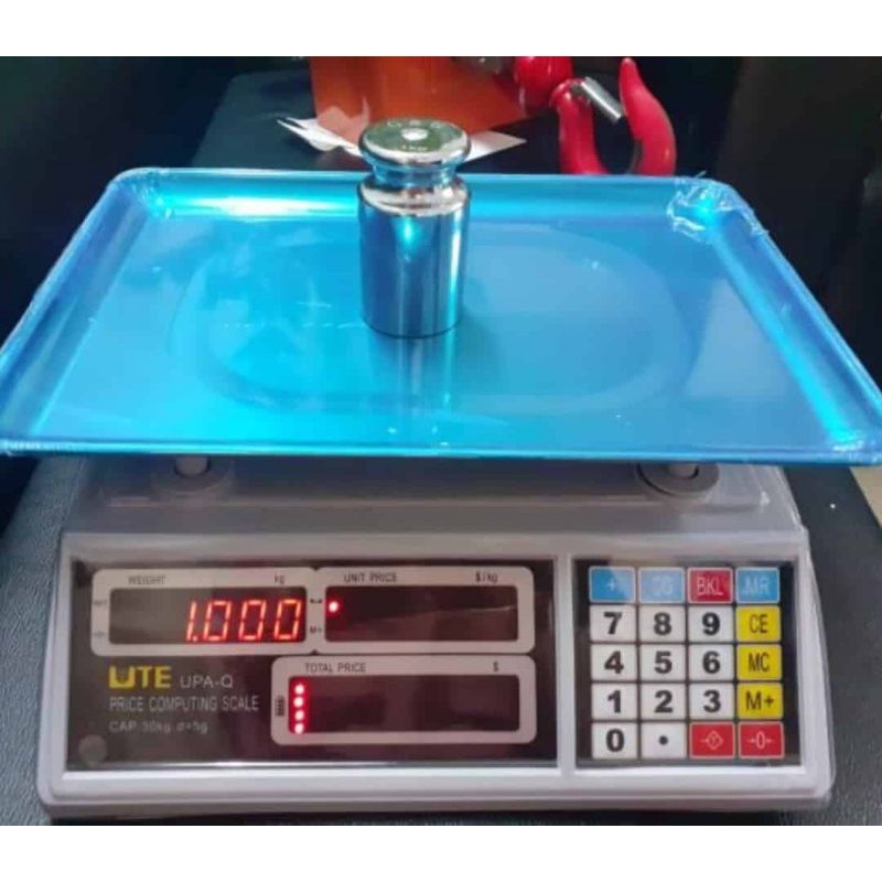 Cân điện tử tính tiền 30kg  UPA-Q UTE . Tự động tính tiền sản phẩm! Mân cân nhựa , bình ắc qui riêng theo cân.