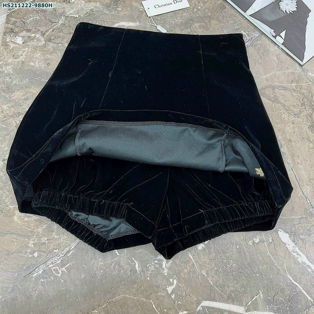 CVN18 - CHÂN VÁY NHUNG THÊU ONG CÓ LÓT QUẦN CHO NỮ | BigBuy360 - bigbuy360.vn