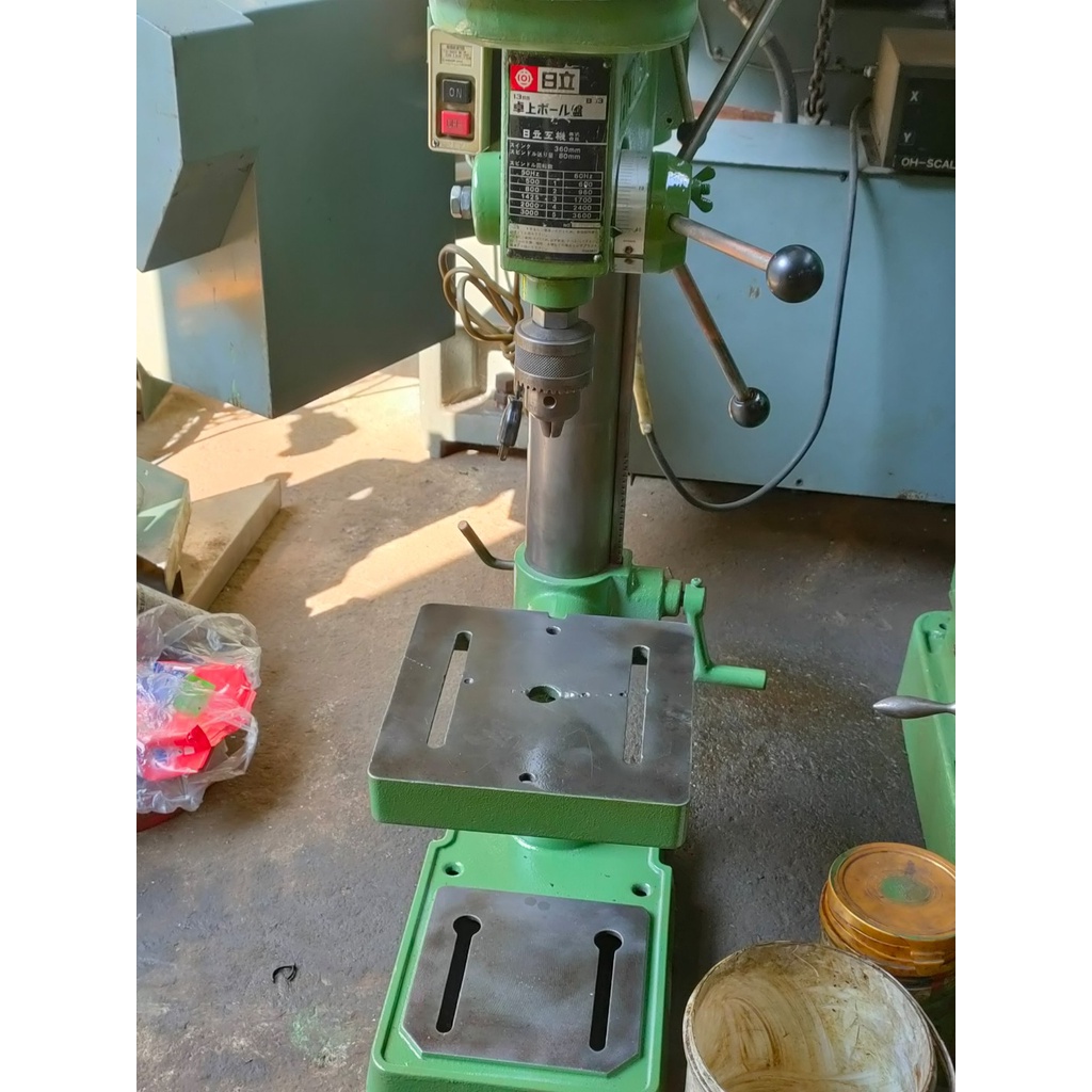 Máy khoan bàn nhật bãi Hitachi