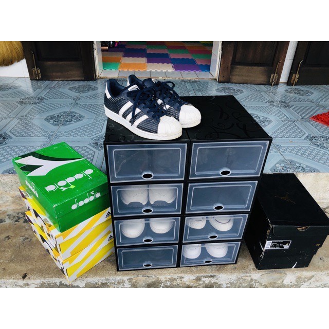 Hộp đựng giày nắp nhựa cứng trong suốt full đen cá tính - Box Sneaker New - Blue Deer