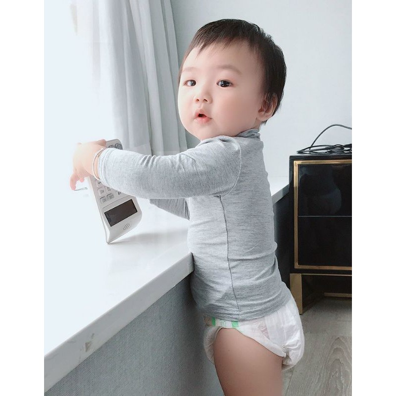 Áo giữ nhiệt cổ 3p mỏng Minky mom xịn cho bé