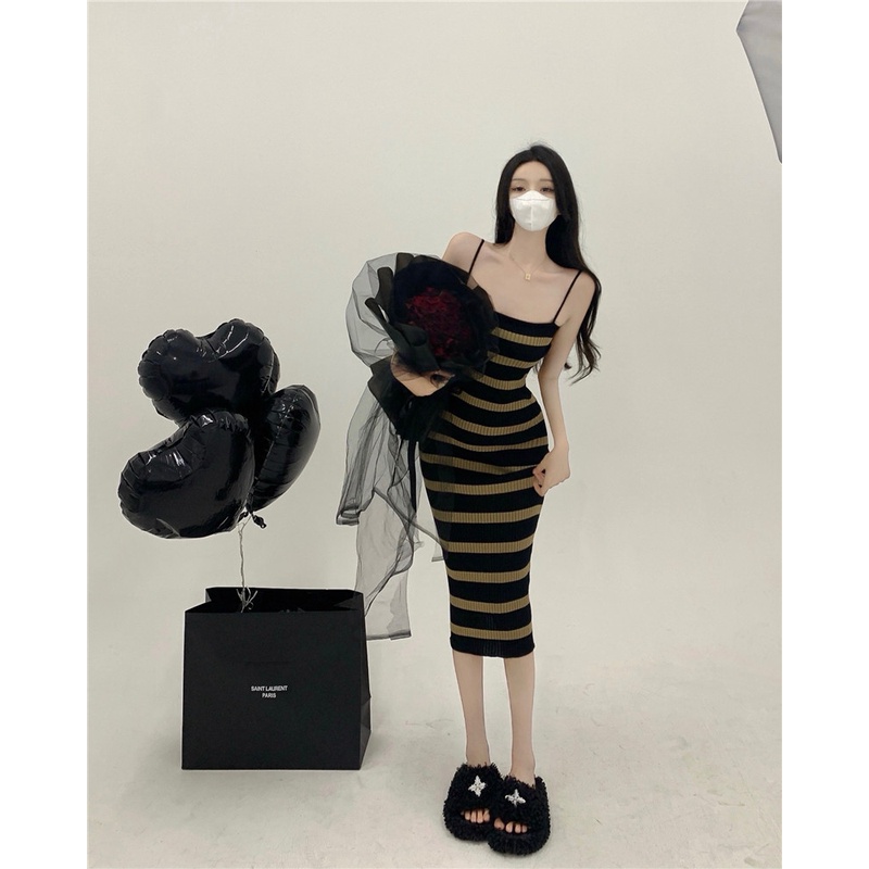 Đầm Dệt Kim Kẻ Sọc Phối Màu Tương Phản Thời Trang Mùa Hè