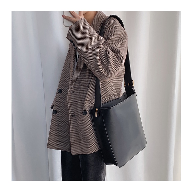 Túi tote nam nữ đeo chéo size to họa tiết trơn thời trang phong cách Hàn Quốc ulzzang